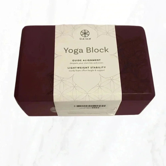 Brand New Gaiam purple supportive latex free meditation yoga block - Picture 1 of 1